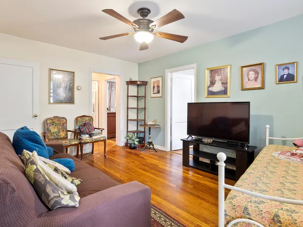 39-47 43rd Street image 3 of 20