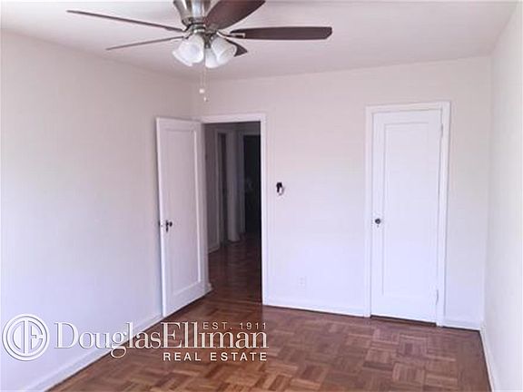 2nd image of 2114 Steinway St