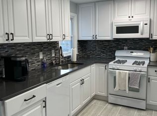 2843 Summerfield Rd #4, Falls Church, VA 22042