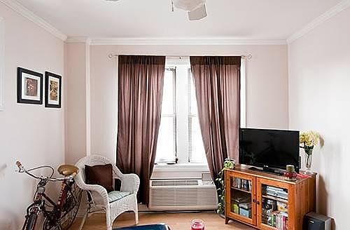 2nd image of 1938 N Lincoln Ave #601