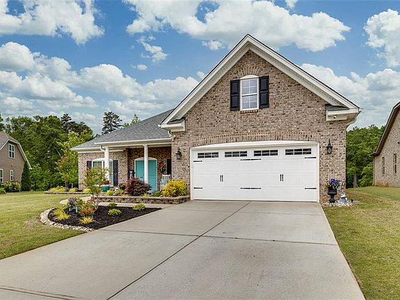 3rd image of 244 Crestgate Way