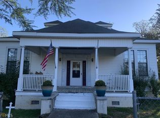 111 S Main St, Tennille, GA 31089