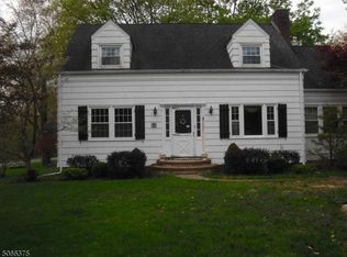 517 Foothill Rd, Bridgewater, NJ 08807