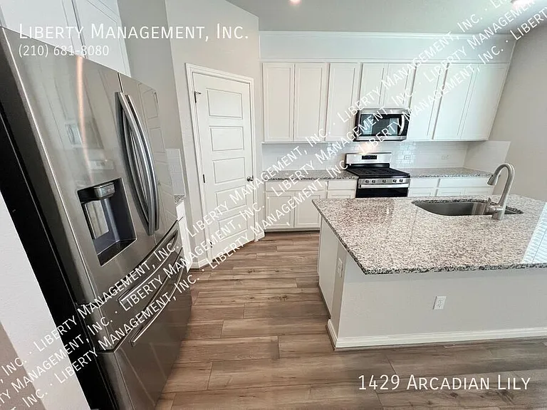 1429 Arcadian Lily — Photo 20