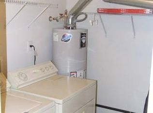 2002 Saxony Dr #2002, Mount Laurel, NJ 08054