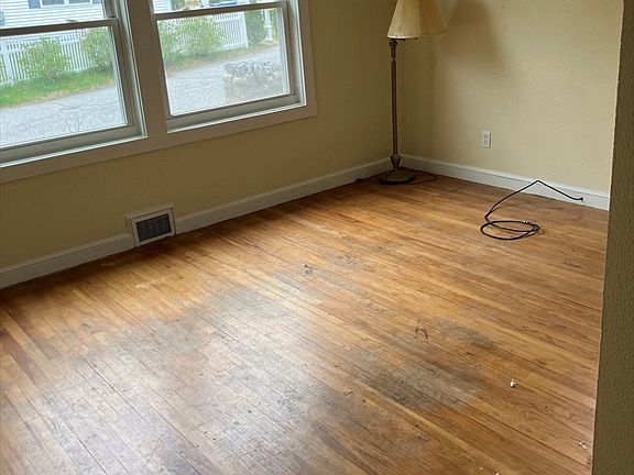 3rd image of 16 Newhill Rd #0