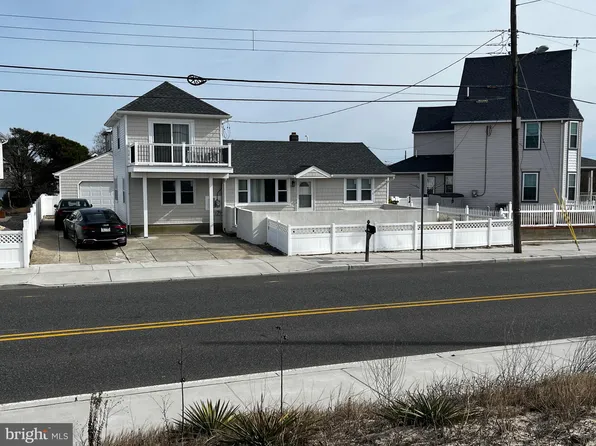 717 Beach Dr, Cape May, NJ 08204