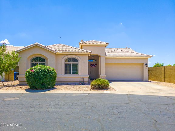 4th image of 1932 N MESA Drive #13