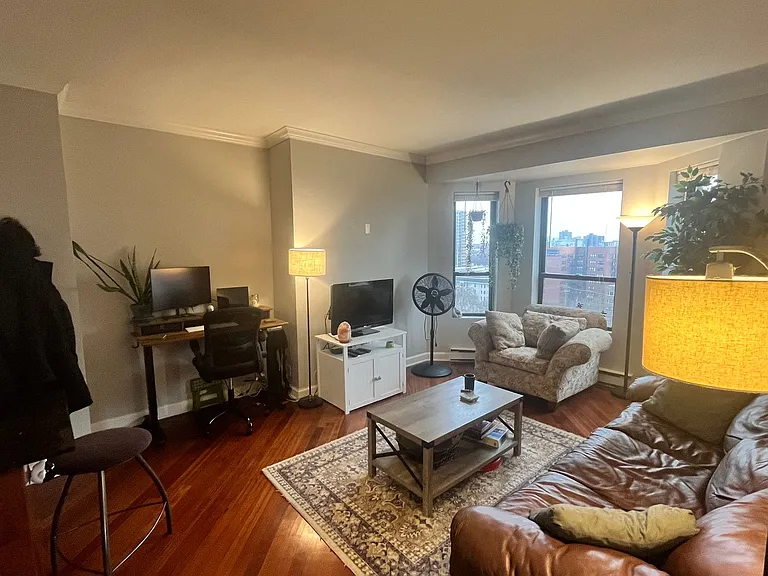 732 W Bittersweet — Photo 38