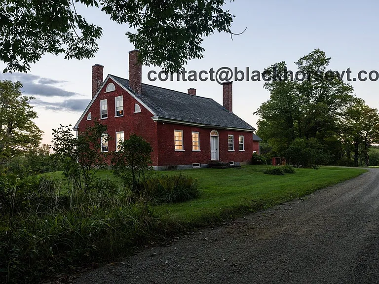 1009 Saddada Rd — Photo 3