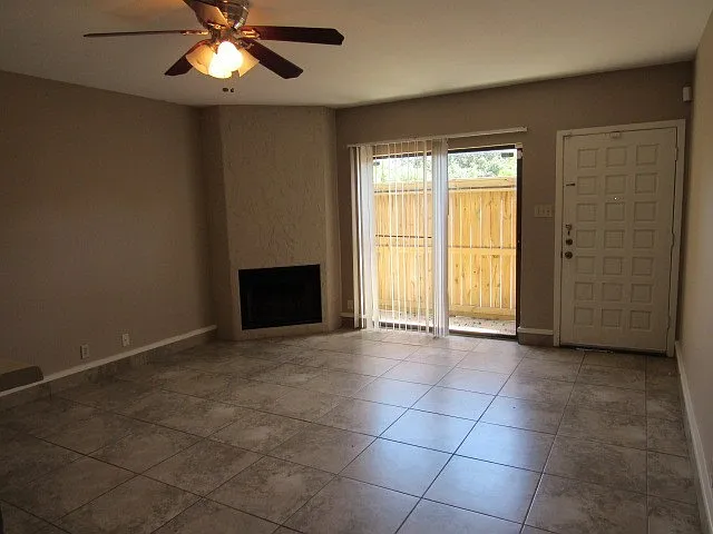 2725 Santa Fe St — Photo 4
