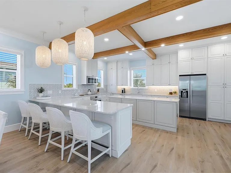 113 Aqua Ln — Photo 14