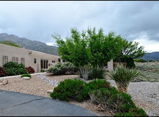611 Cedar Hill Rd NE, Albuquerque, NM 87122