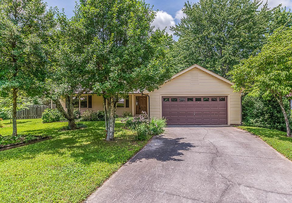 1st image of 1317 Graycreek Ln
