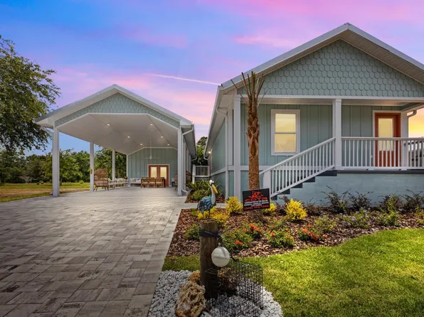 44 SW 877th St, Steinhatchee, FL 32359