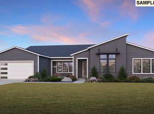 377 W Fir Loop #L216, Washougal, WA 98671