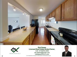 7 Elm St, Berlin, NY 12022