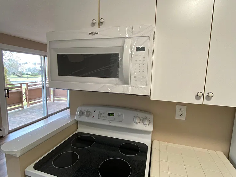 45 Jefferson Rd #2-6 — Photo 4