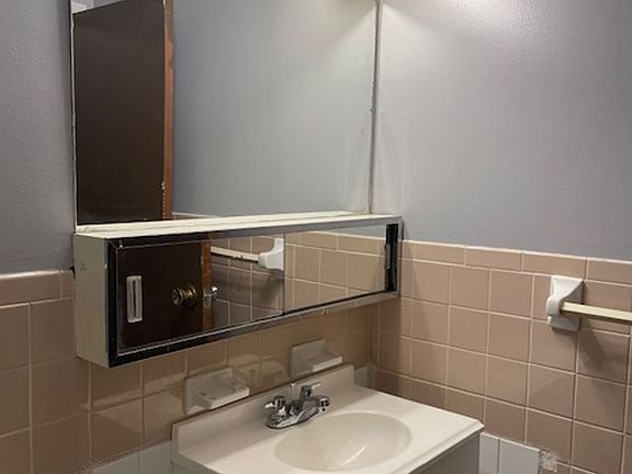 5th image of 4115 Free Pike #4
