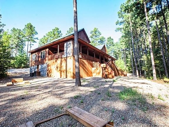 3rd image of 686 Eagle Mountain Trl