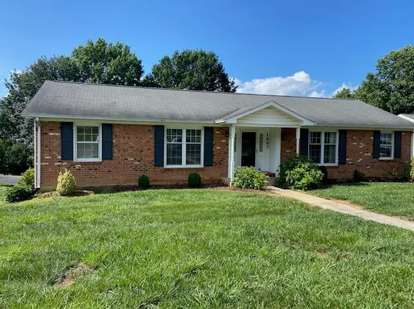 1683 Millbridge Rd, Salem, VA 24153