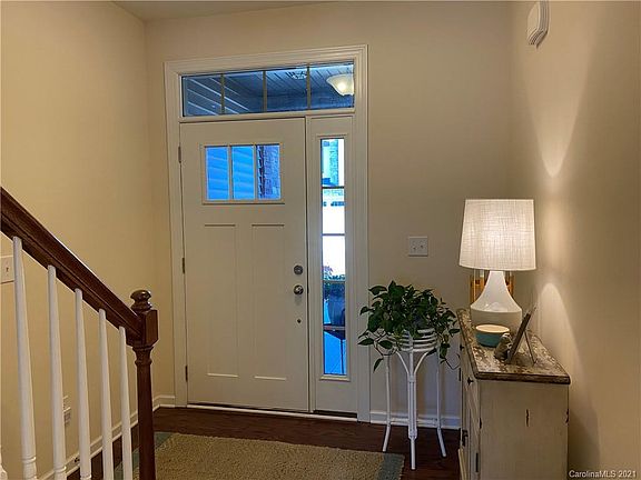 4th image of 7326 Dulnian Way