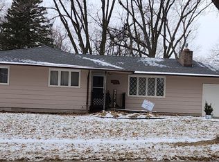 1204 9th St SW, Willmar, MN 56201