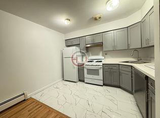 2865 Roebling Ave #2F, Bronx, NY 10461