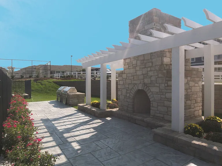 Spruce Ridge — Photo 14