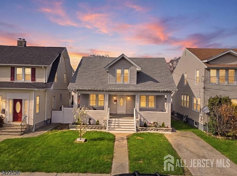 1st image of 140 Grove Ave