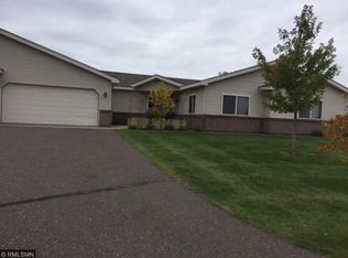 124 Cottage Dr, Osceola, WI 54020