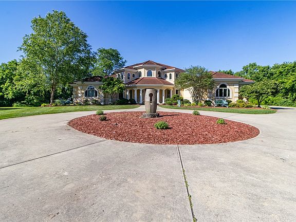 2nd image of 1251 Barton Ln