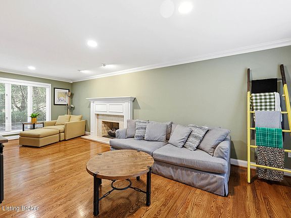 5th image of 6900 Timber Ridge Ct