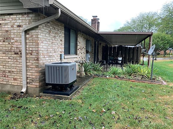 3rd image of 4712 Foxdale Dr #4714