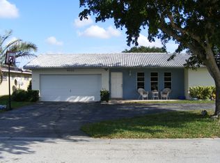 4001 NW 108th Dr, Coral Springs, FL 33065