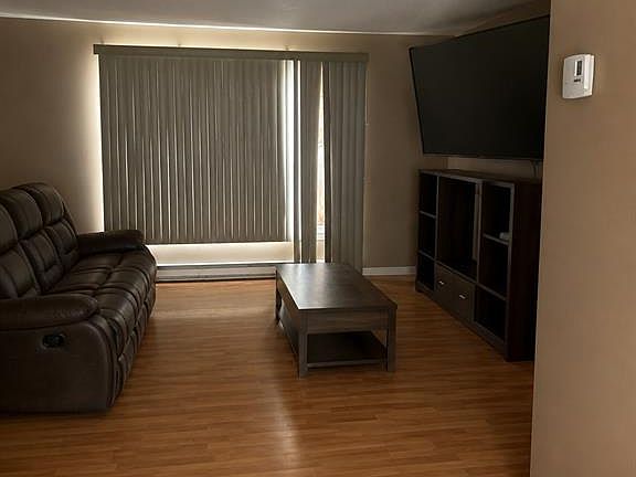 4th image of 103 Main Street