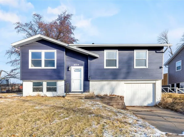 2704 Matthew Dr SW, Cedar Rapids, IA 52404
