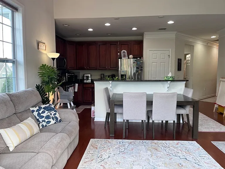 2115 Simeon Howard Way #2115 — Photo 10