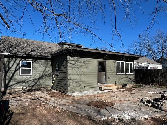 5th image of 1716 NW Kinyon Ave