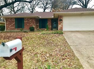 4308 Mossridge Ct, Arlington, TX 76016