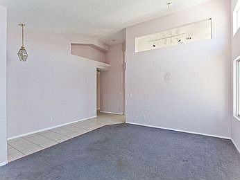 5th image of 3600 N Jensen St