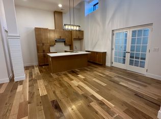 12608 Madison Ave #102, Lakewood, OH 44107