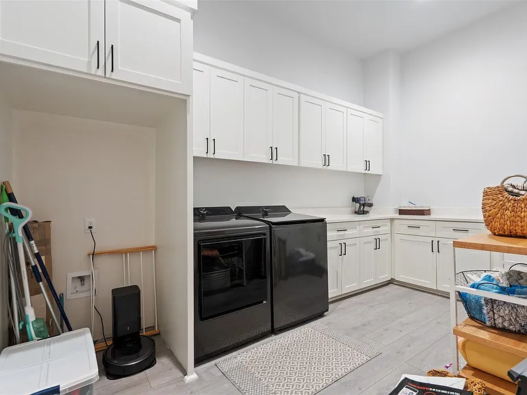 235 Canyon Turn Trl — Photo 18