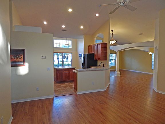 4th image of 5812 Heronview Crescent Dr