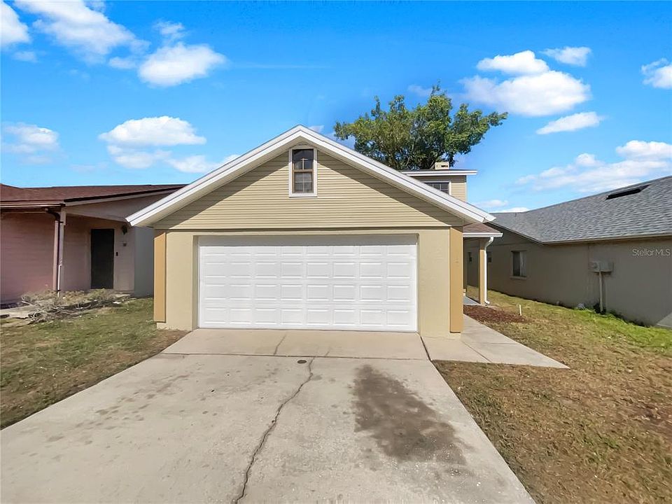 1st image of 633 LAKE DEXTER CIRCLE