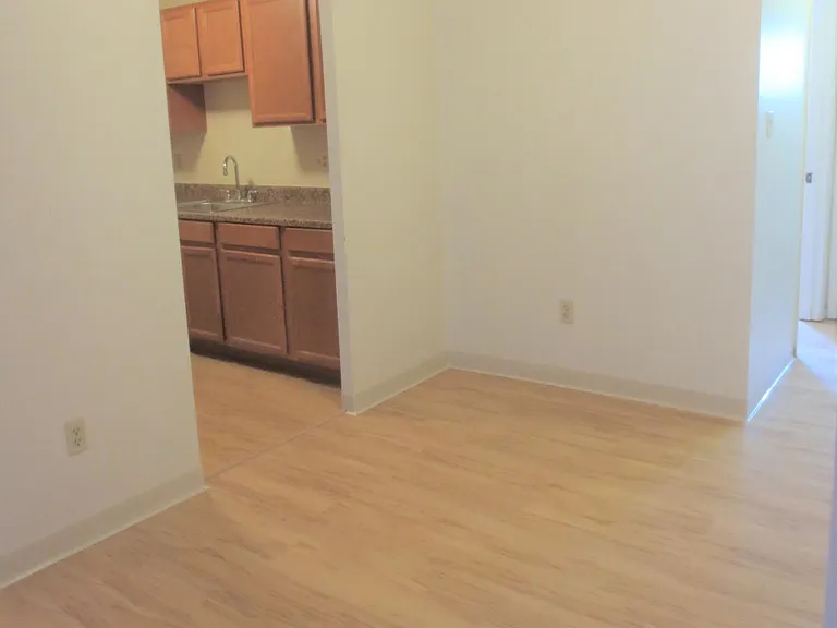 6350 Forward Ave #21 — Photo 26