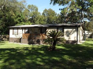 5689 W Tice Ct, Homosassa, FL 34446
