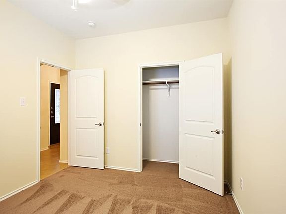 5th image of 12624 Joplin Dr
