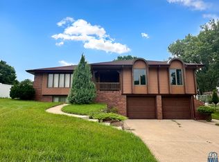 4130 Natalia Way, Sioux City, IA 51106