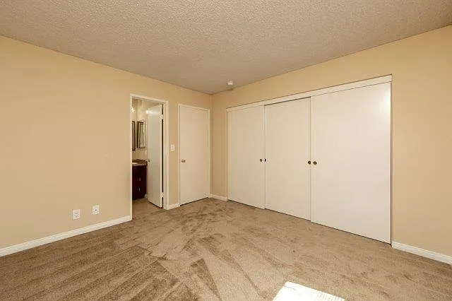 1365 Newport Ave #202 — Photo 15